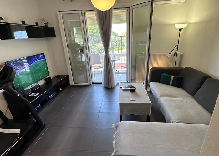 Olia Apartment