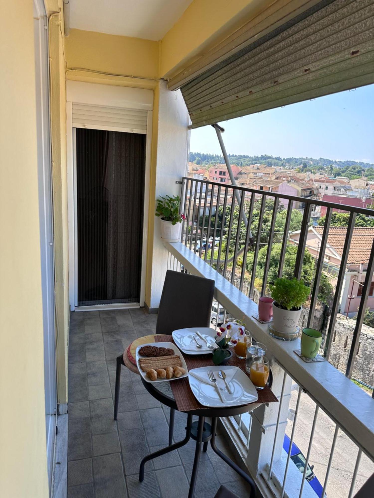 Olia Apartment
